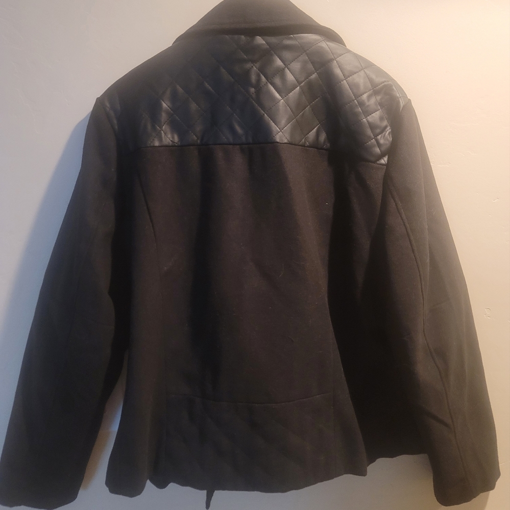 Womens Jacket - Picture 3 of 3